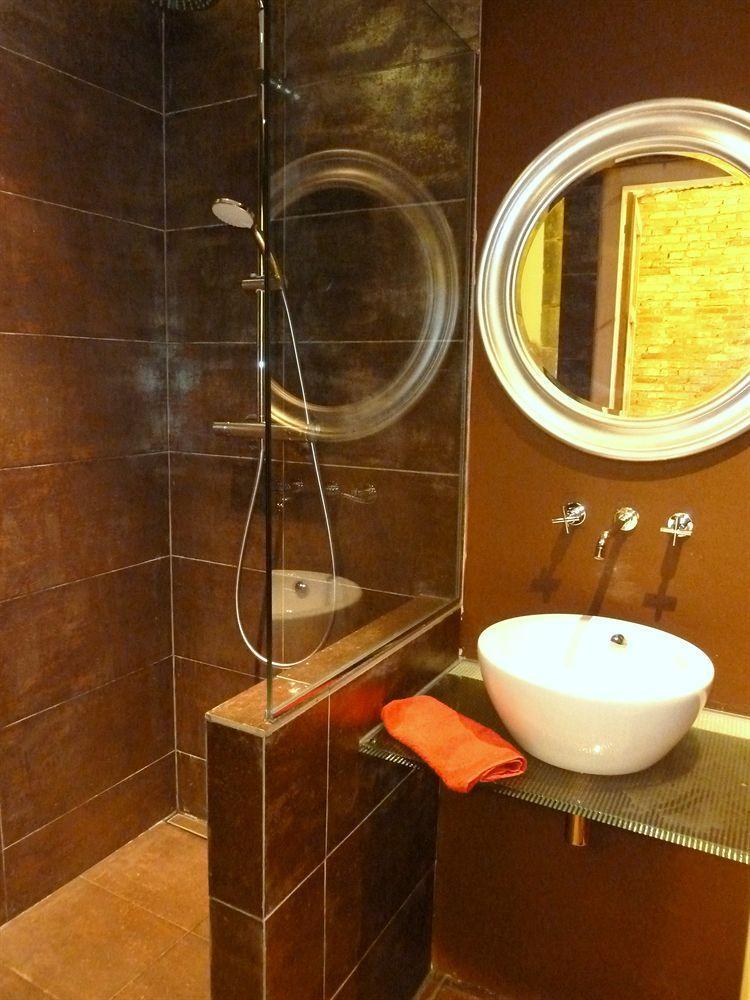 Vidre Home - Plaza Real Барселона Экстерьер фото