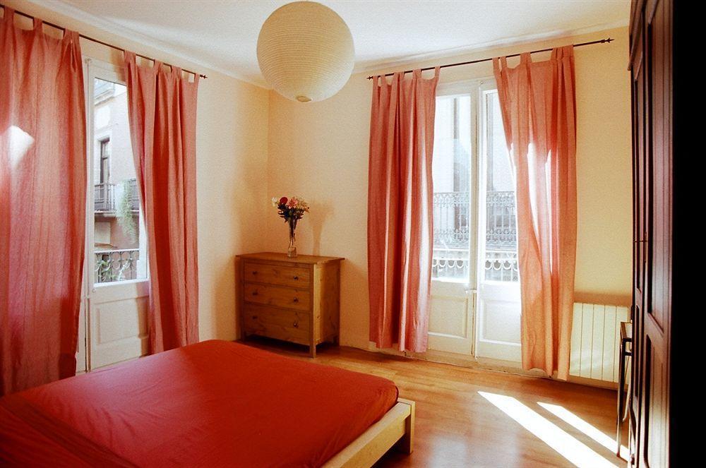 Vidre Home - Plaza Real Барселона Экстерьер фото