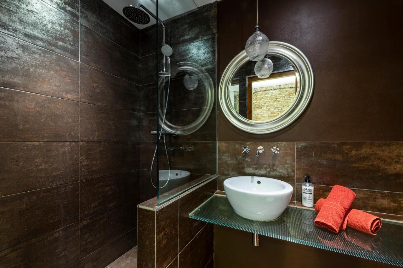 Vidre Home - Plaza Real Барселона Экстерьер фото